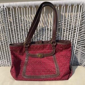 Tommy Hilfiger Burgundy Fabric Tote 👜 Handbag in very good condition 🤩